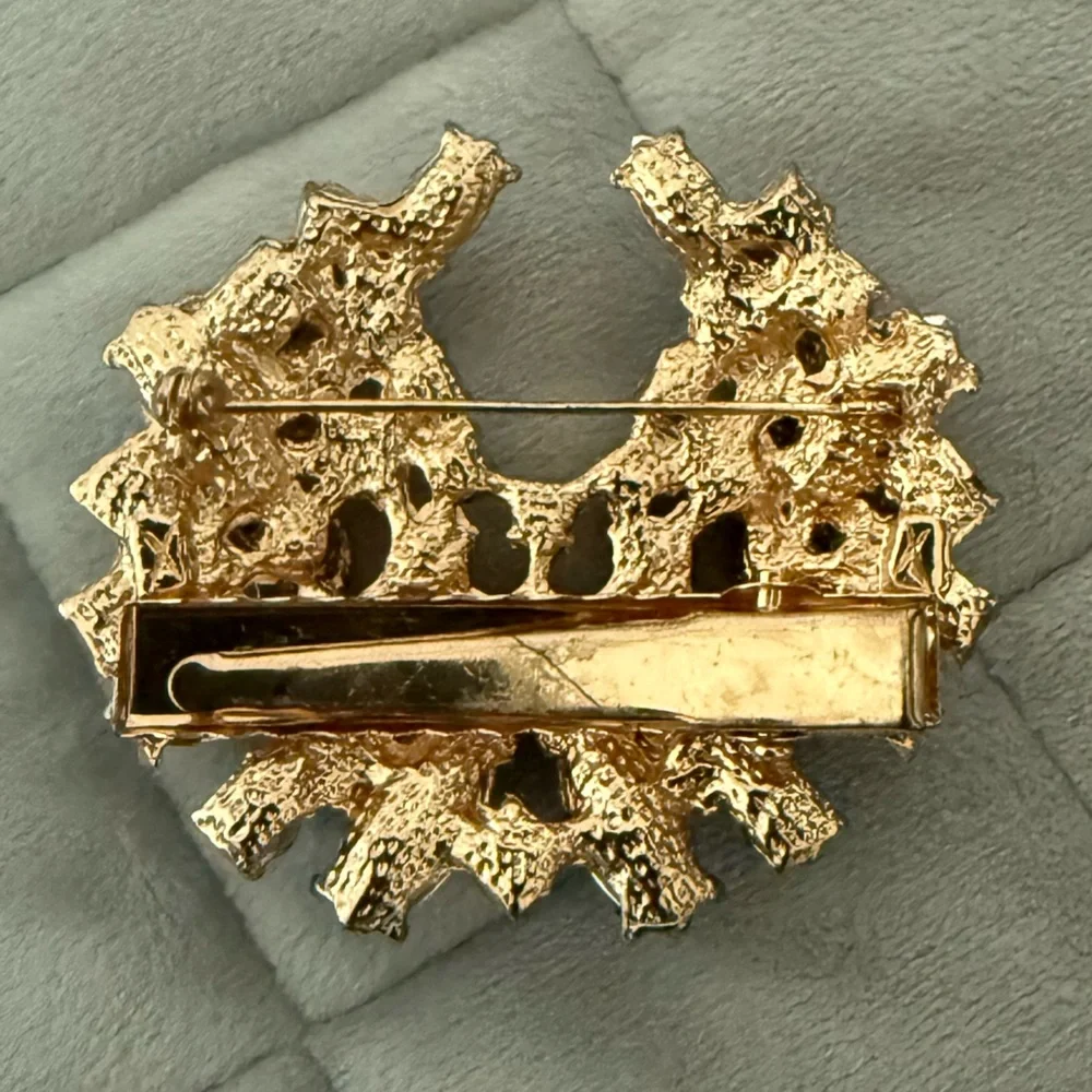 Gold-Tone Blue Crystal Floral Brooch and/or Hairpin - Women Jewelry - Picture 2 of 2
